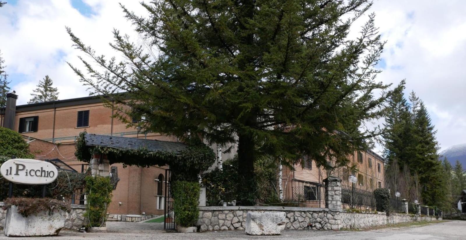 Lh Albergo Il Picchio Pescasseroli Luaran gambar