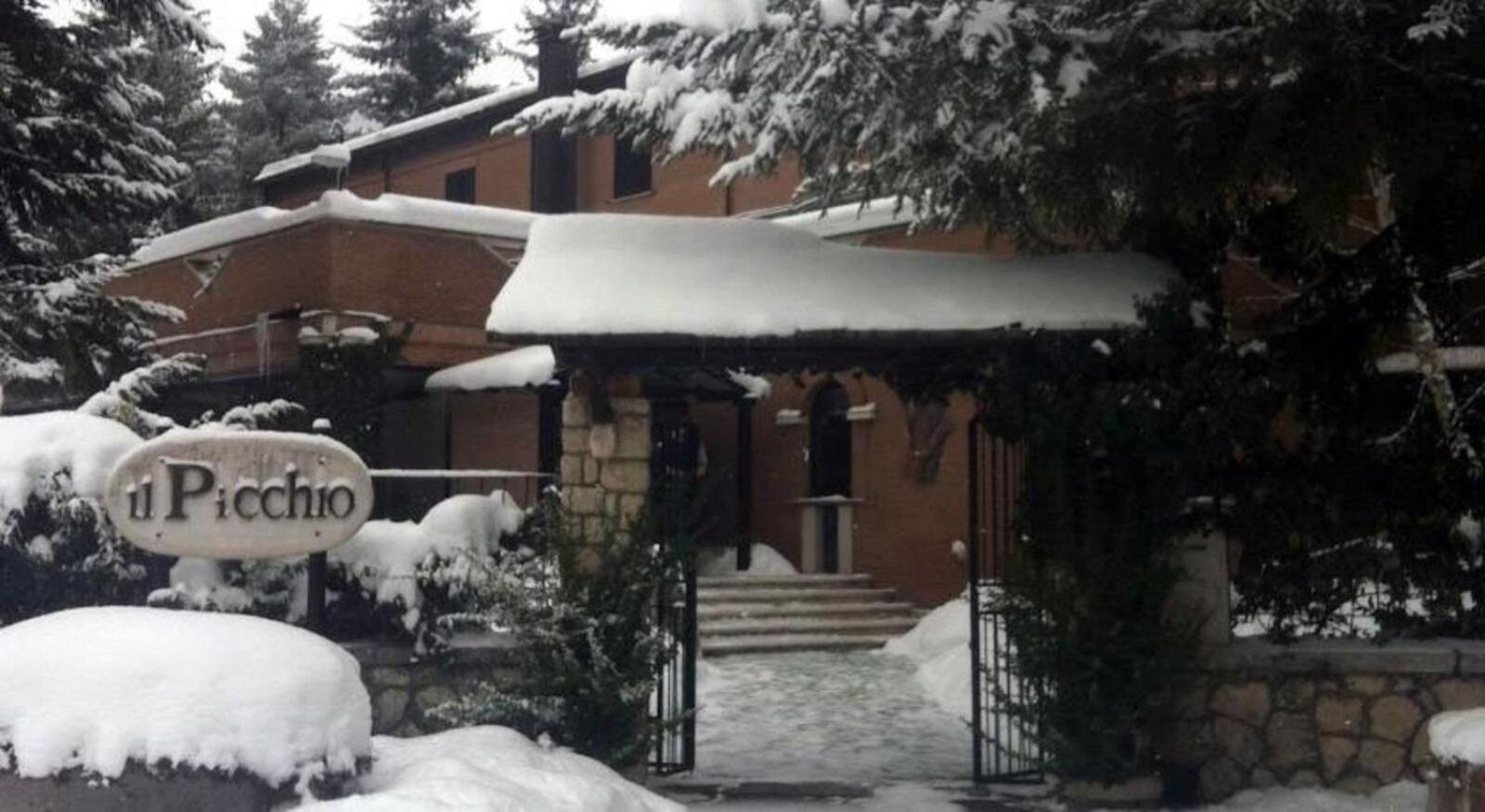 Lh Albergo Il Picchio Pescasseroli Luaran gambar