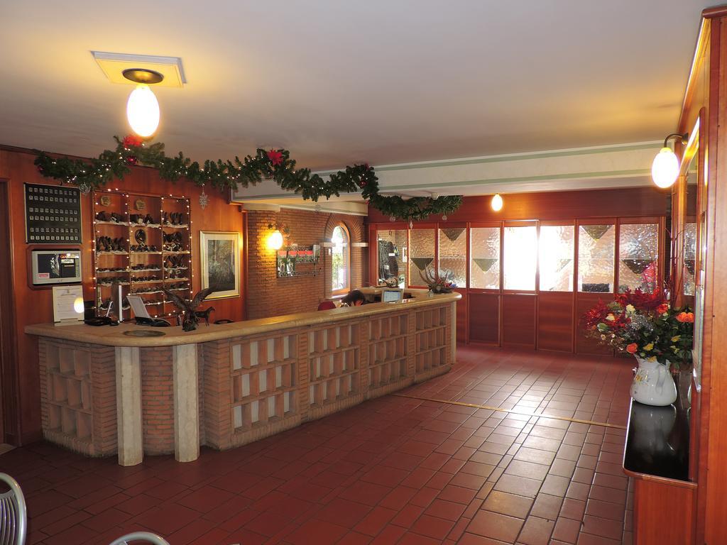 Lh Albergo Il Picchio Pescasseroli Luaran gambar