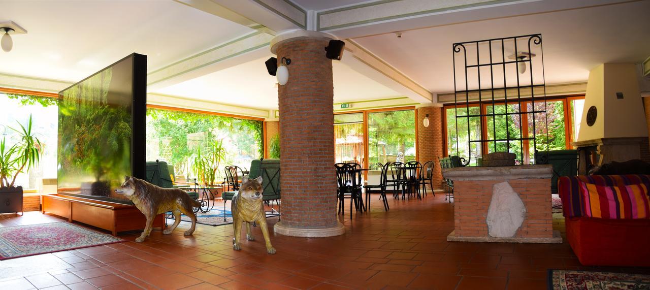 Lh Albergo Il Picchio Pescasseroli Luaran gambar