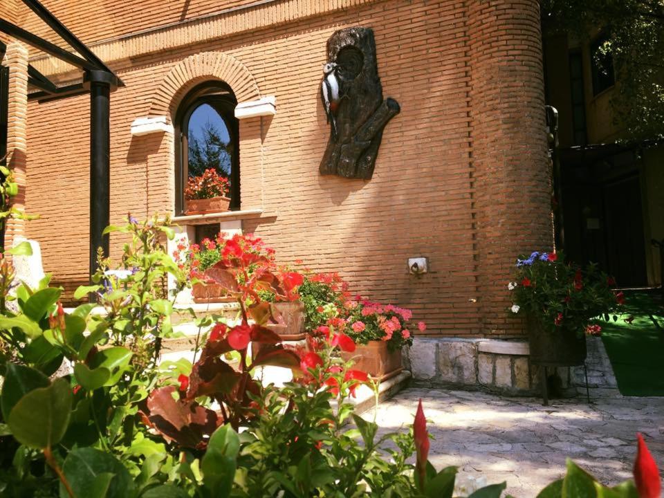 Lh Albergo Il Picchio Pescasseroli Luaran gambar