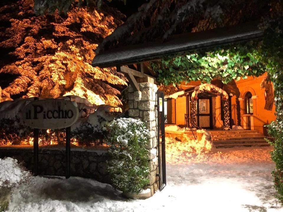 Lh Albergo Il Picchio Pescasseroli Luaran gambar